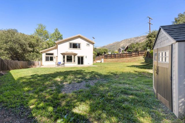 460 Rosalie Way, El Cajon, CA 92019