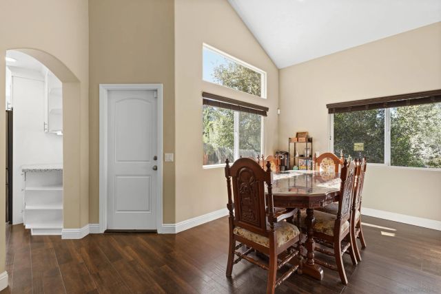 460 Rosalie Way, El Cajon, CA 92019