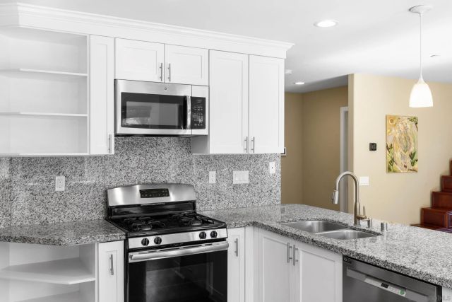 460 Rosalie Way, El Cajon, CA 92019