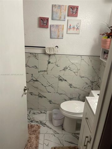 7805 Simms St, Hollywood, FL 33024