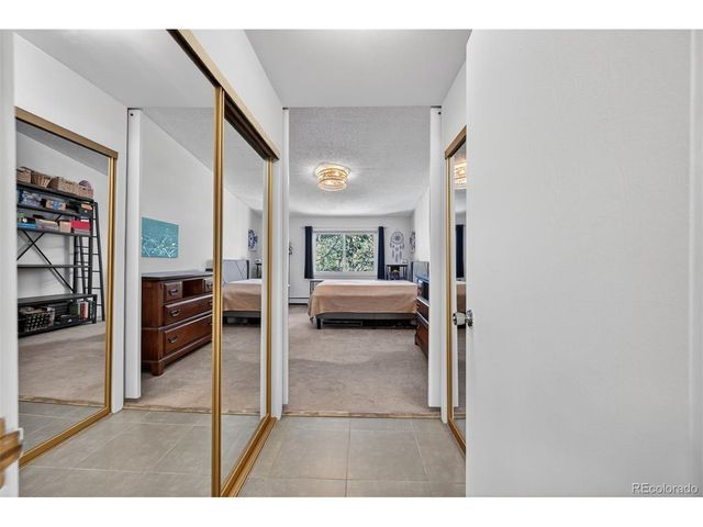 3184 S Heather Gardens Way 212-408, Aurora, CO 80014
