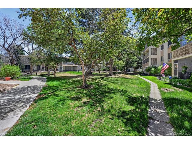 3184 S Heather Gardens Way 212-408, Aurora, CO 80014