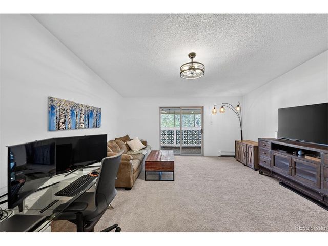 3184 S Heather Gardens Way 212-408, Aurora, CO 80014