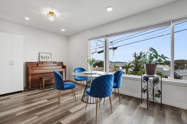 105 Oakridge Drive, Daly City, CA 94014