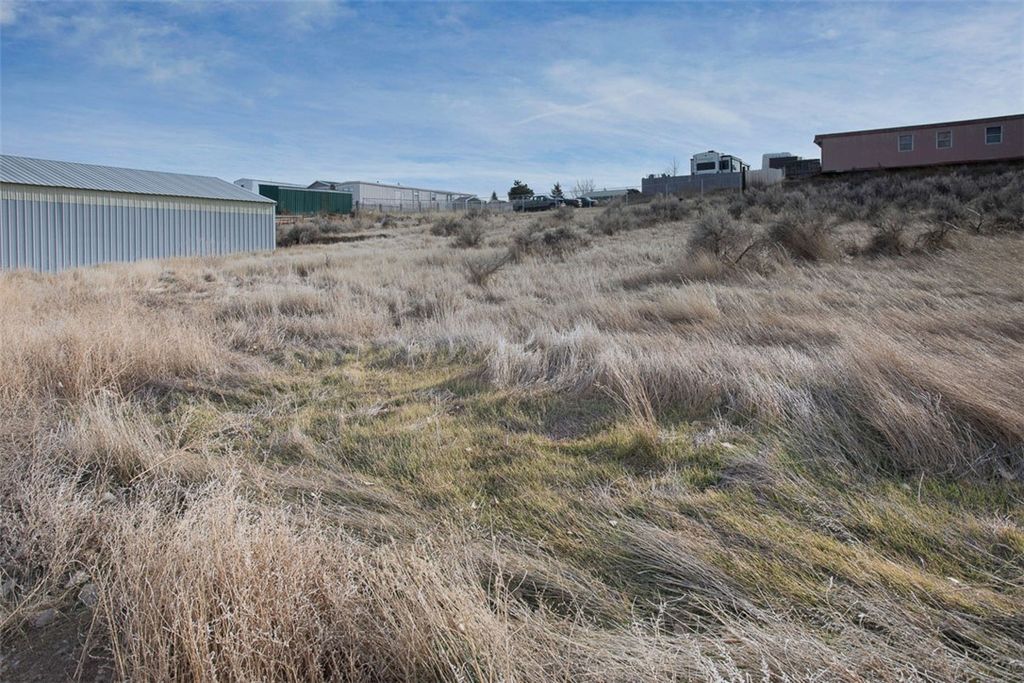 7624 Burlington Avenue, Billings, MT 59106 photo 11