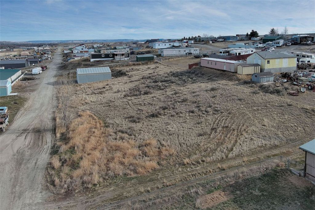 7624 Burlington Avenue, Billings, MT 59106 photo 5