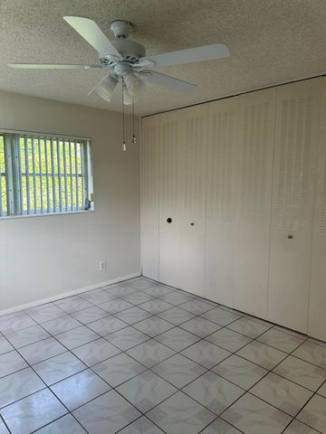 2911 W Ashley Dr Drive W J, West Palm Beach, FL 33415