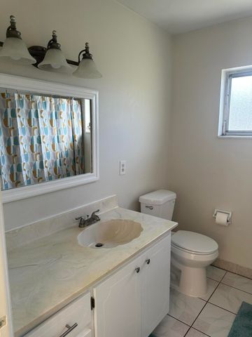 2911 W Ashley Dr Drive W J, West Palm Beach, FL 33415