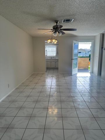 2911 W Ashley Dr Drive W J, West Palm Beach, FL 33415