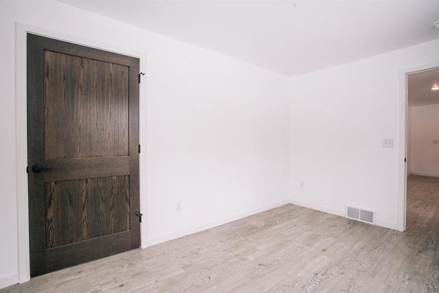 1911 JOHNSON STREET, Neillsville, WI 54456