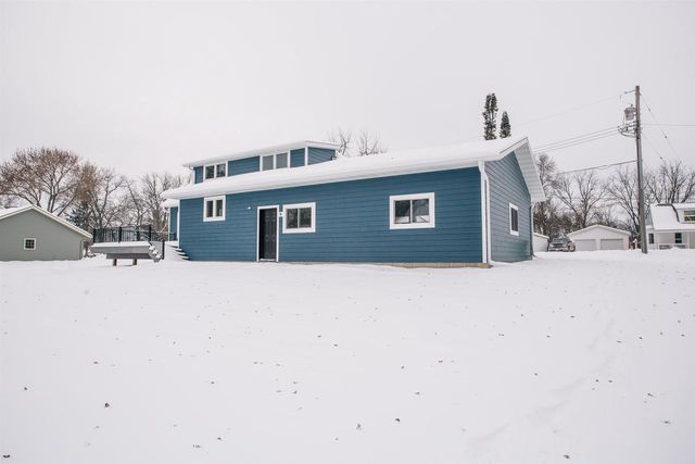 1911 JOHNSON STREET, Neillsville, WI 54456