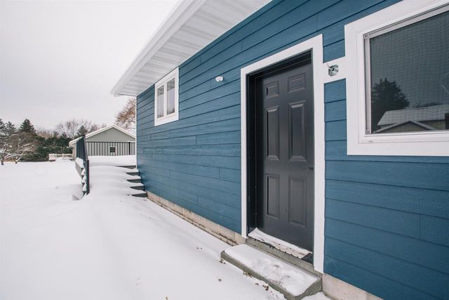 1911 JOHNSON STREET, Neillsville, WI 54456