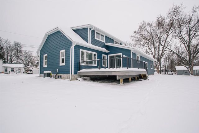 1911 JOHNSON STREET, Neillsville, WI 54456