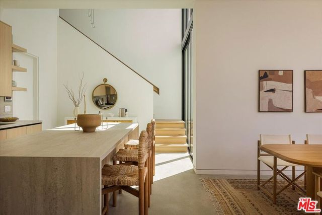 3404 Caroline Avenue, Culver City, CA 90232