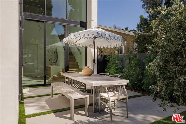 3404 Caroline Avenue, Culver City, CA 90232