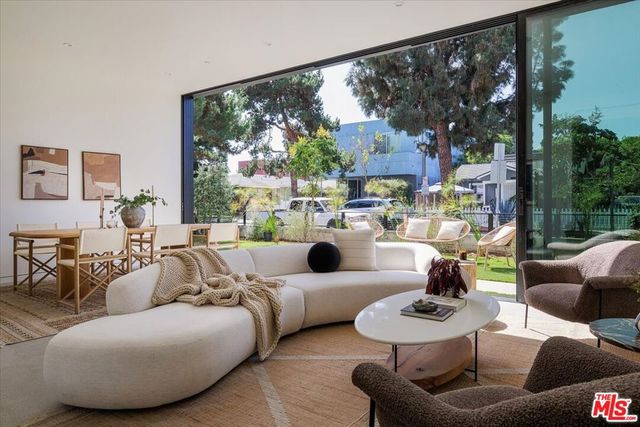3404 Caroline Avenue, Culver City, CA 90232