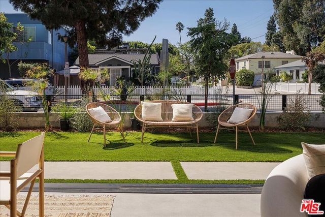 3404 Caroline Avenue, Culver City, CA 90232