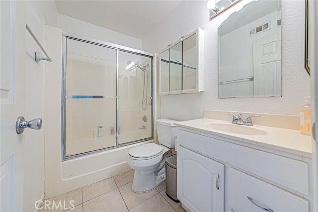 2758 Via Hacienda, Fullerton, CA 92835