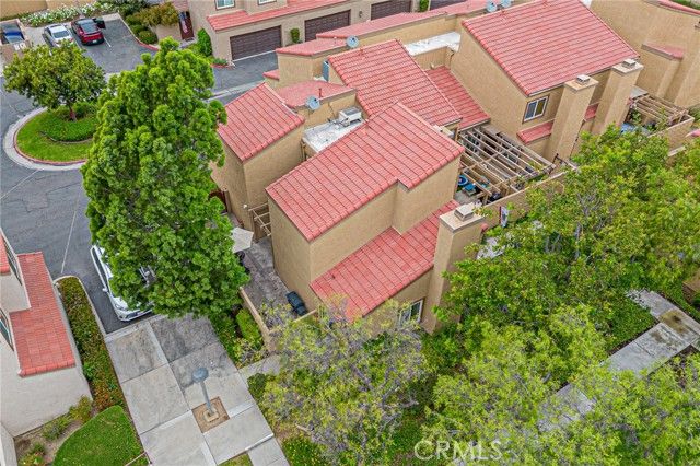 2758 Via Hacienda, Fullerton, CA 92835