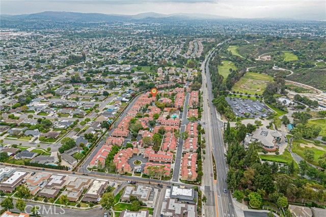 2758 Via Hacienda, Fullerton, CA 92835