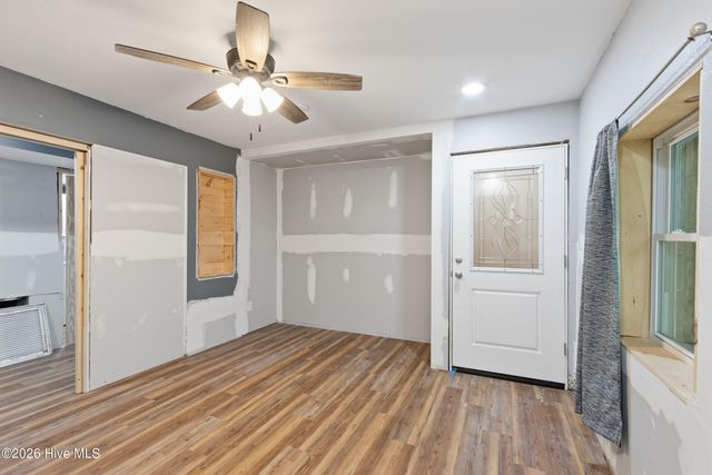 16090 W Us Highway 64, Murphy, NC 28906