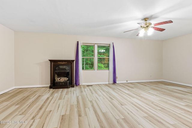 16090 W Us Highway 64, Murphy, NC 28906