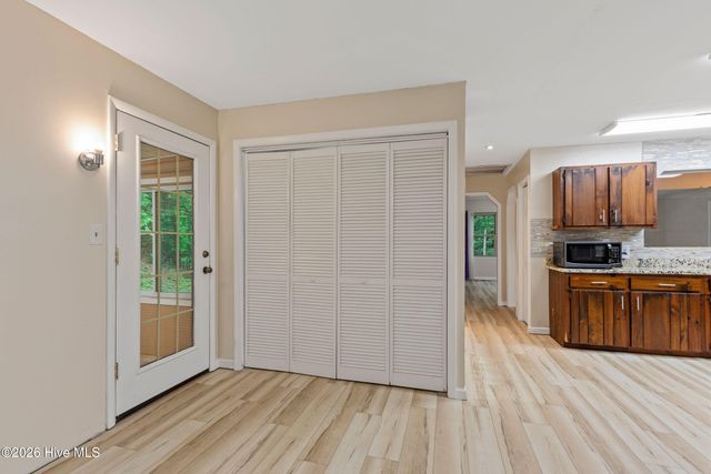 16090 W Us Highway 64, Murphy, NC 28906