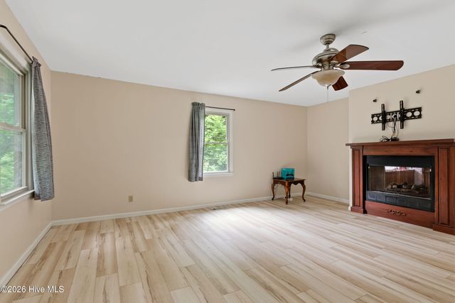 16090 W Us Highway 64, Murphy, NC 28906
