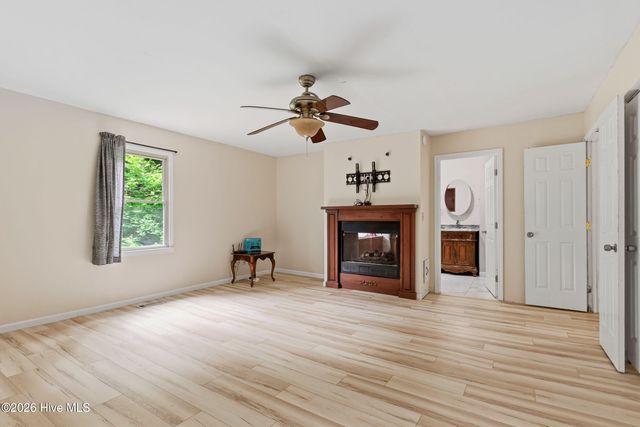 16090 W Us Highway 64, Murphy, NC 28906
