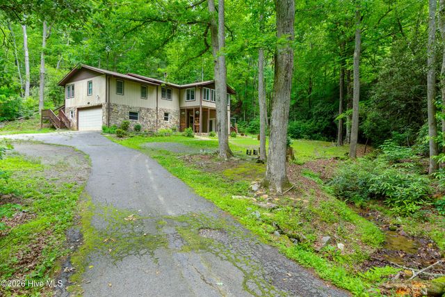 16090 W Us Highway 64, Murphy, NC 28906