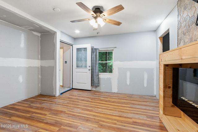 16090 W Us Highway 64, Murphy, NC 28906