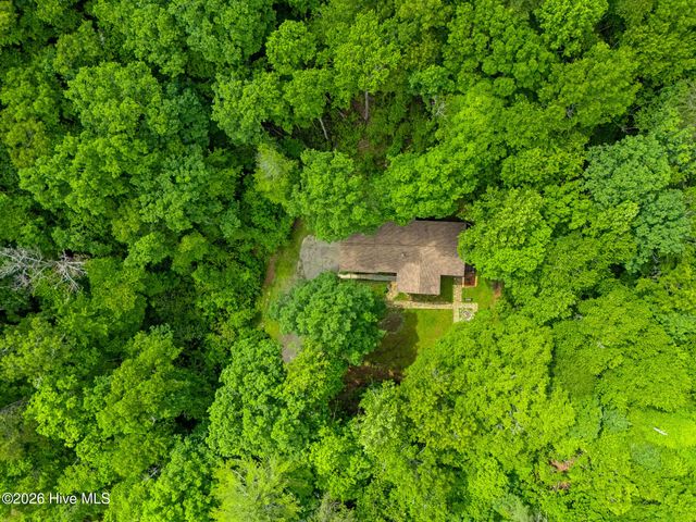 16090 W Us Highway 64, Murphy, NC 28906