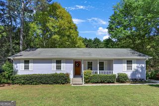 1121 Granite Lane, Loganville, GA 30052