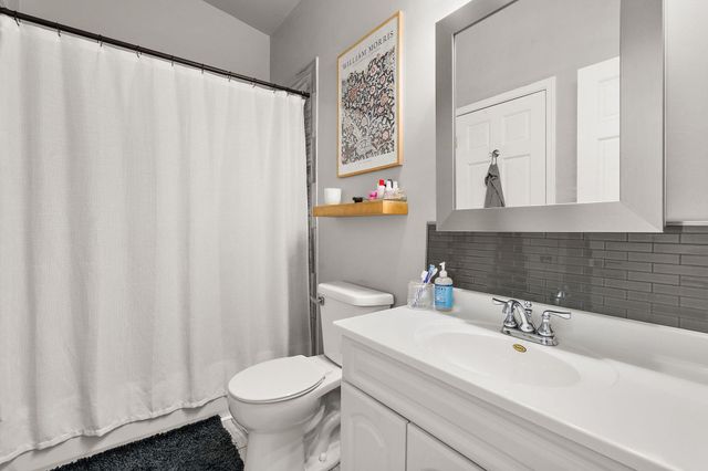 5715 Buttercup Avenue, Portage, IN 46368