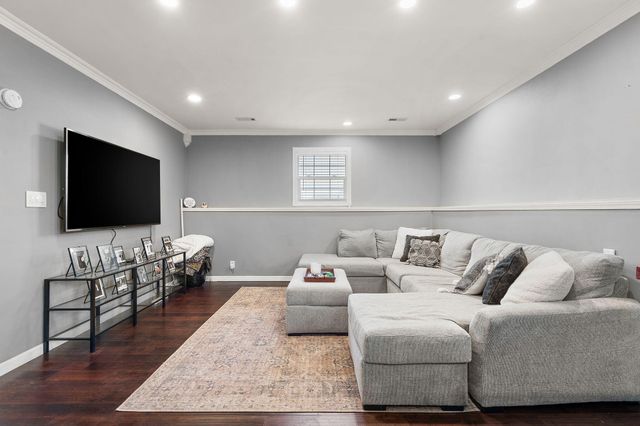 5715 Buttercup Avenue, Portage, IN 46368