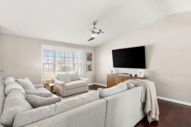 5715 Buttercup Avenue, Portage, IN 46368