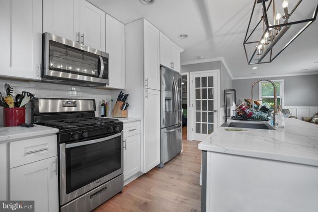 4819 OSAGE ST, College Park, MD 20740