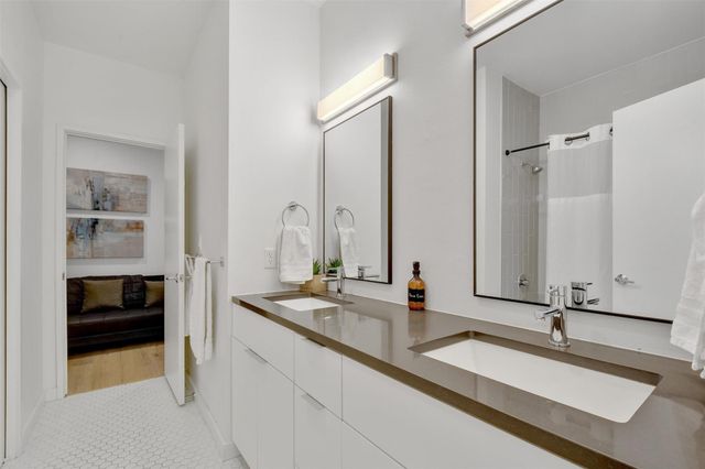 1701 E MLK Jr BLVD 107, Austin, TX 78702