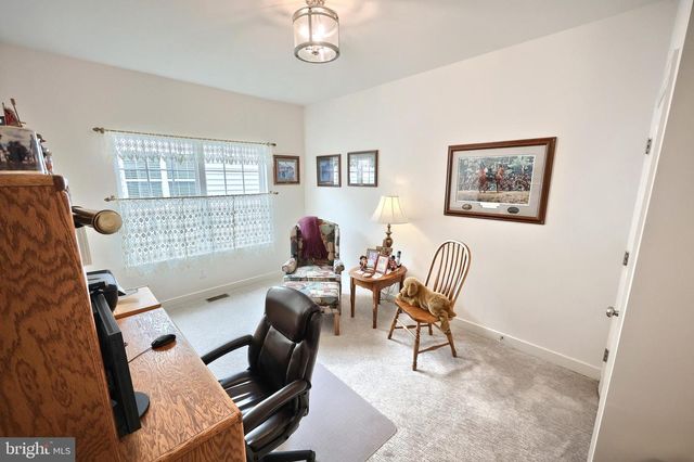 221 SAVANNAH DR, Gettysburg, PA 17325