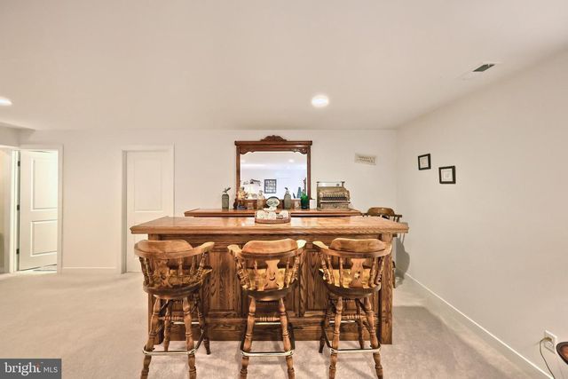 221 SAVANNAH DR, Gettysburg, PA 17325