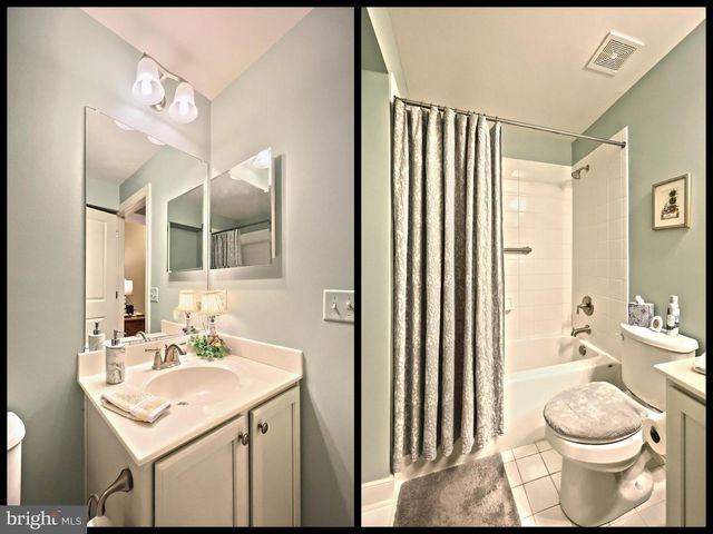 221 SAVANNAH DR, Gettysburg, PA 17325