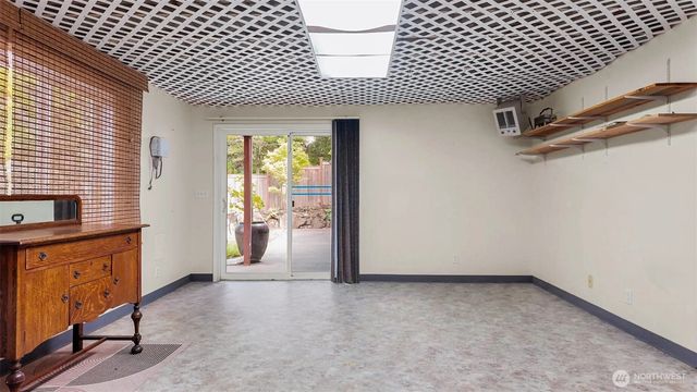 4850 S Spencer Street, Seattle, WA 98118