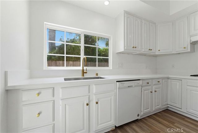 1806 Pepper Tree Court, Thousand Oaks, CA 91362