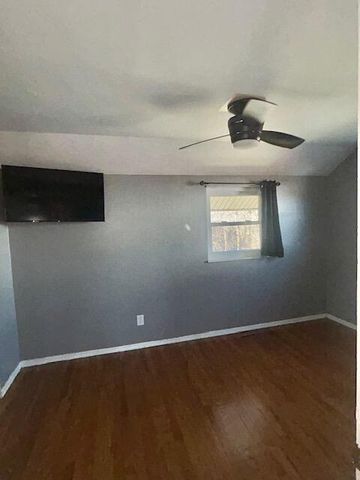 17 5th Avenue, Highland Heights, KY 41076