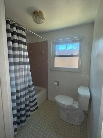 17 5th Avenue, Highland Heights, KY 41076