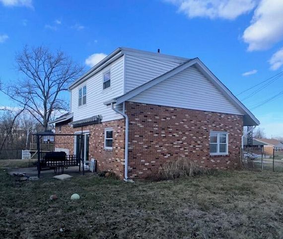 17 5th Avenue, Highland Heights, KY 41076