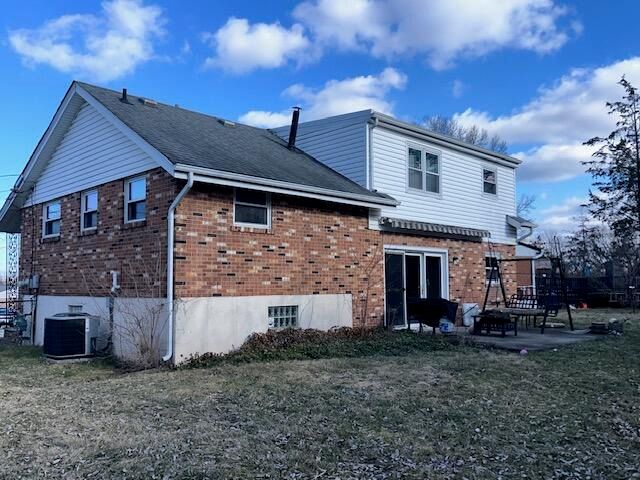 17 5th Avenue, Highland Heights, KY 41076