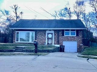 17 5th Avenue, Highland Heights, KY 41076