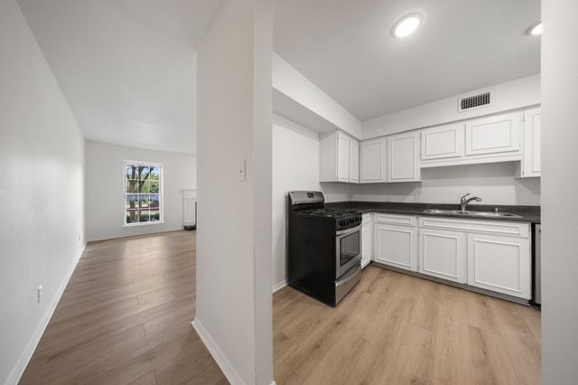 15927 Preston Road 1005, Dallas, TX 75248