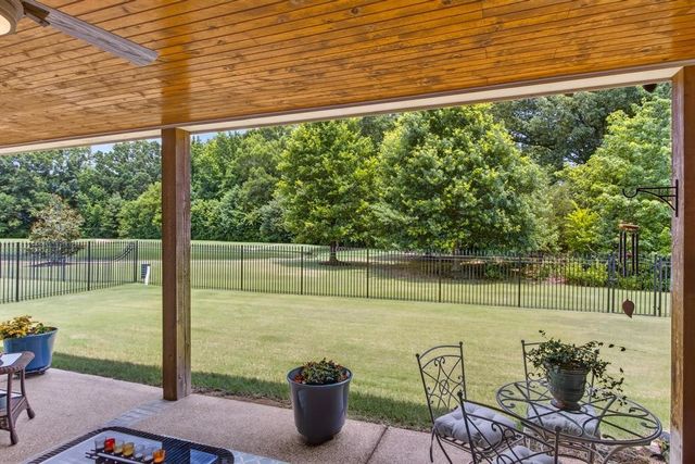 6000 BRANDON BROOK DR, Arlington, TN 38002